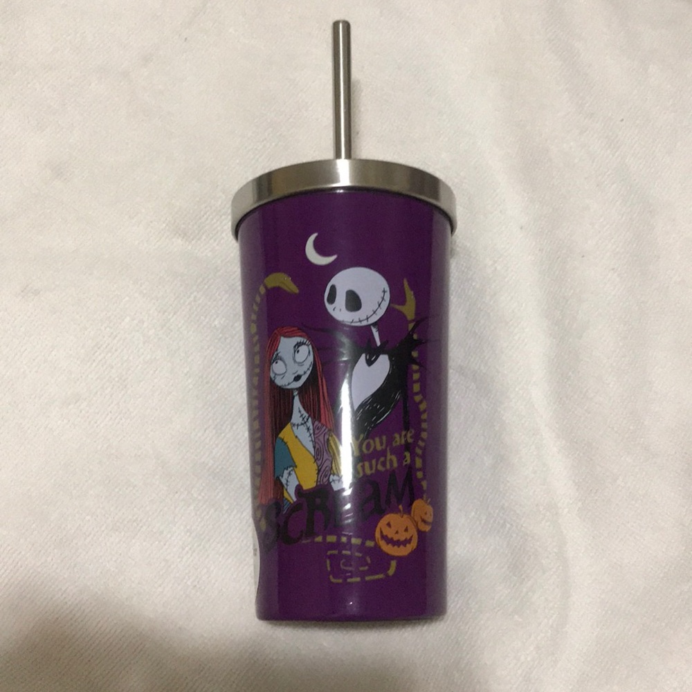 Drinkware tumbler NWT purple with stainless straw